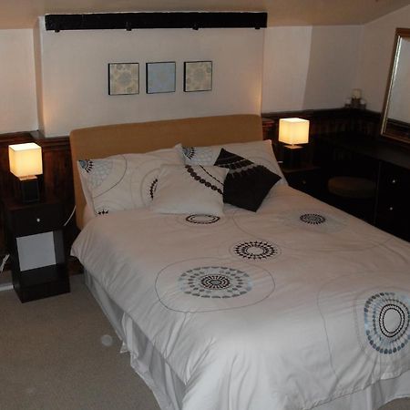 Hotel The Red Lion Chester Pokoj fotografie